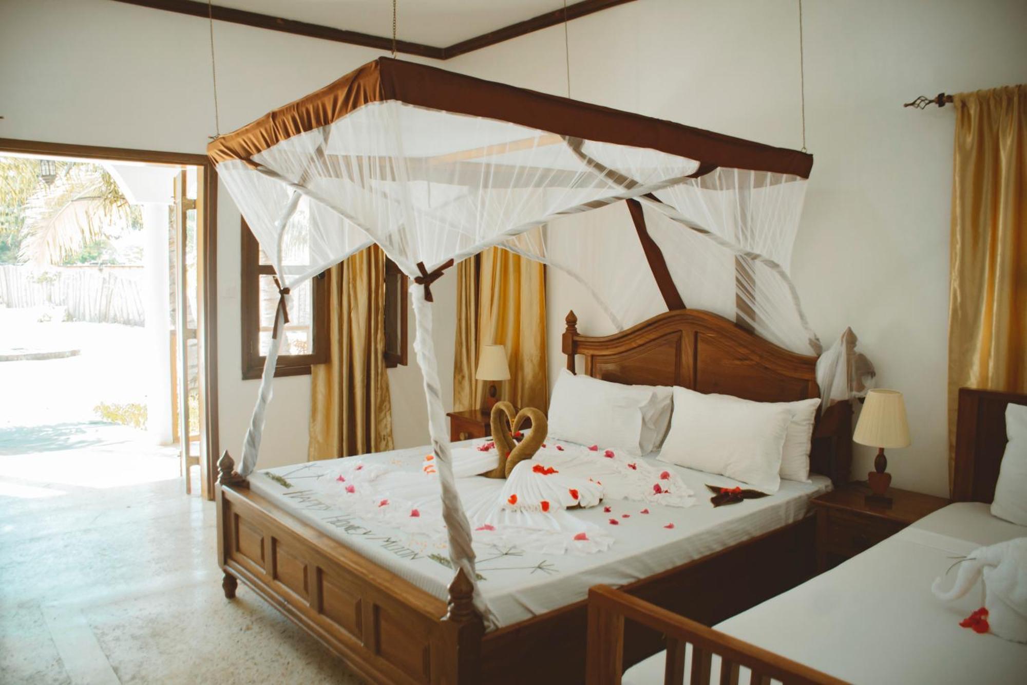 Mambo Ocean Resort Pwani Mchangani Zewnętrze zdjęcie