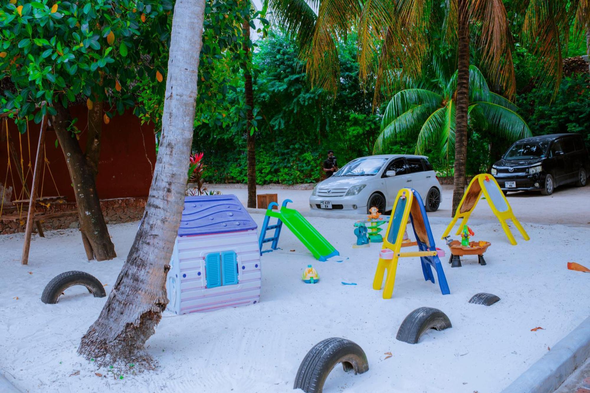 Mambo Ocean Resort Pwani Mchangani Zewnętrze zdjęcie