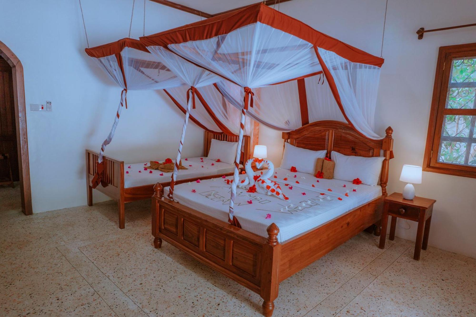 Mambo Ocean Resort Pwani Mchangani Zewnętrze zdjęcie