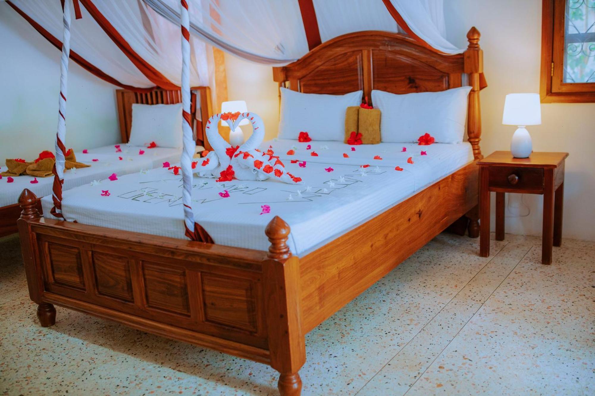 Mambo Ocean Resort Pwani Mchangani Zewnętrze zdjęcie