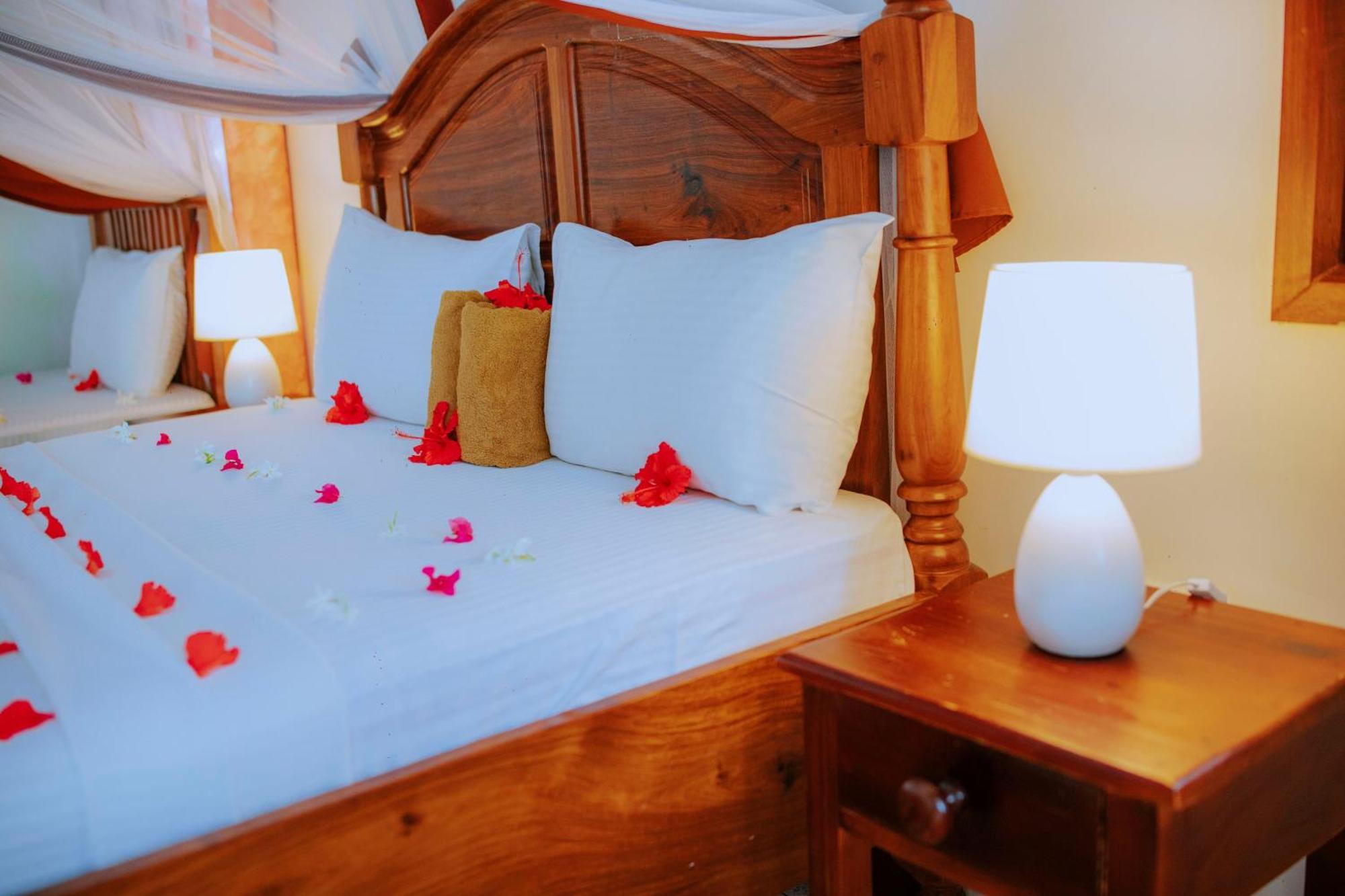 Mambo Ocean Resort Pwani Mchangani Zewnętrze zdjęcie