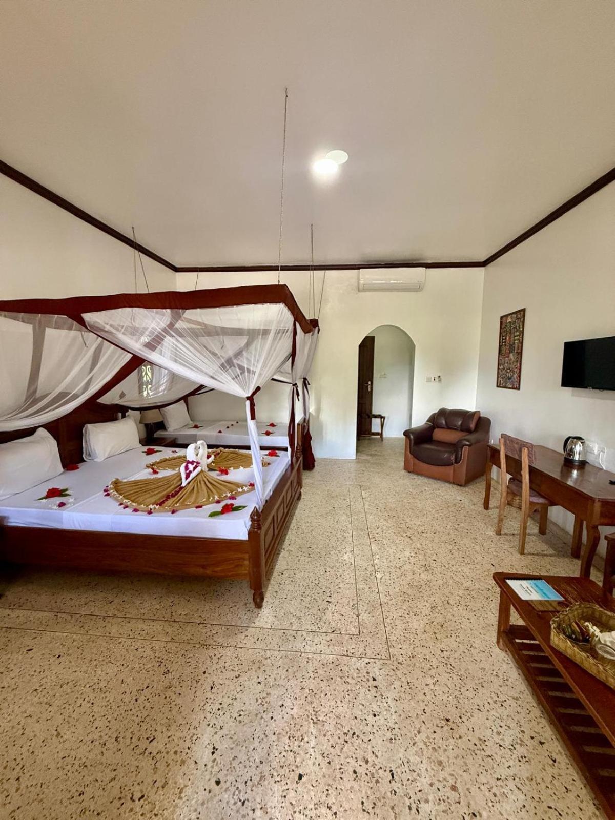 Mambo Ocean Resort Pwani Mchangani Zewnętrze zdjęcie